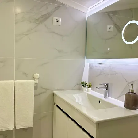 شقة Aurora Abode *